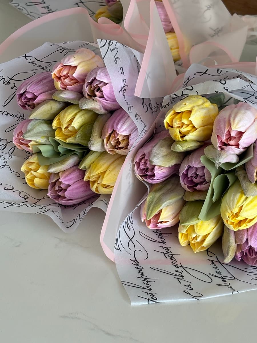 Marshmallow flower arrangement