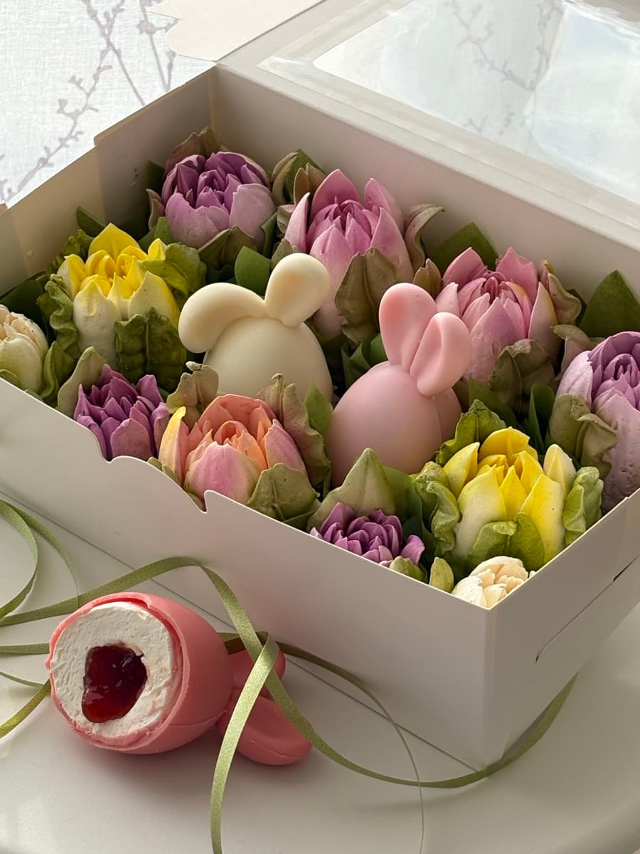 Marshmallow flower arrangement
