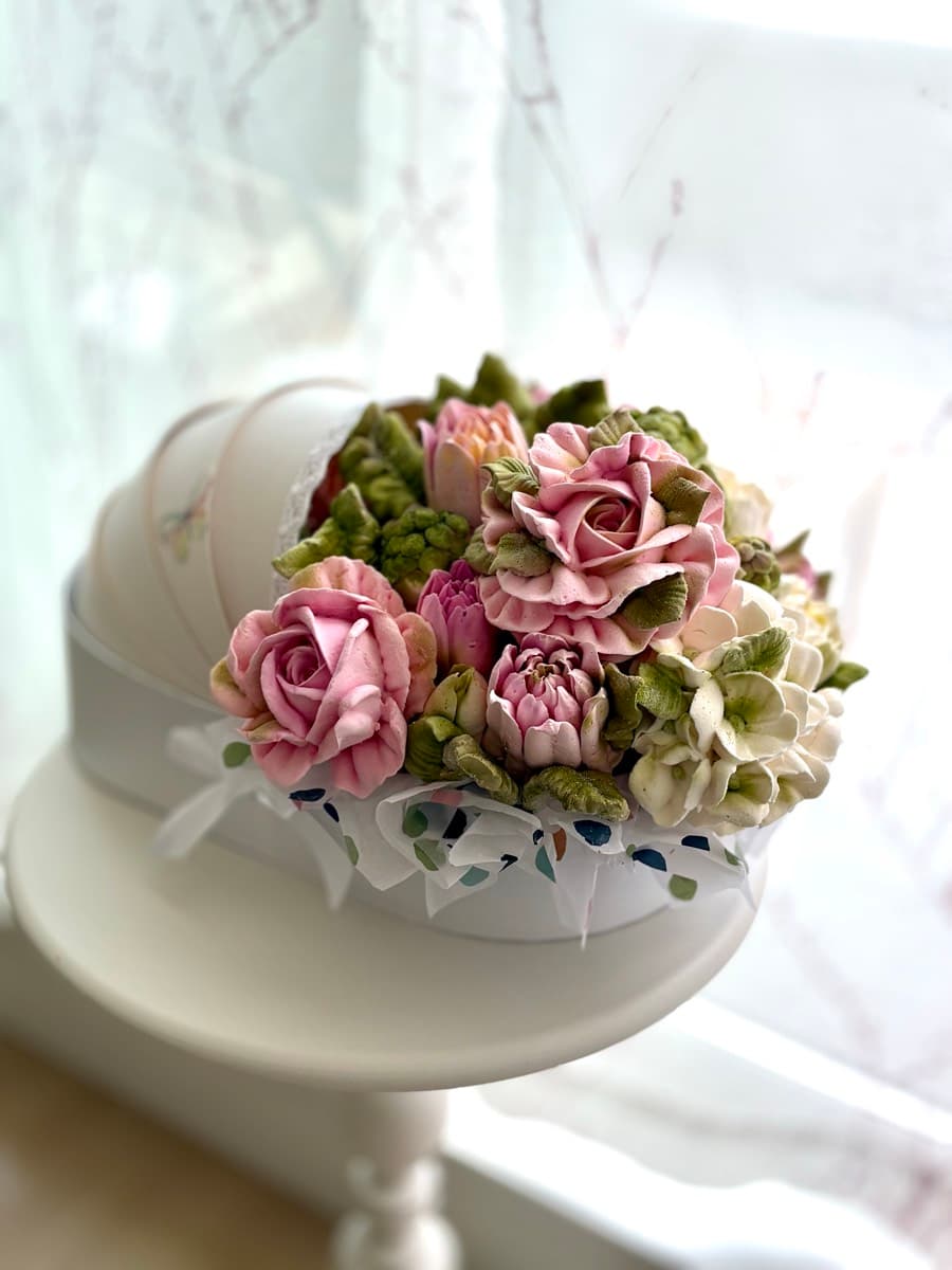 Marshmallow flower arrangement
