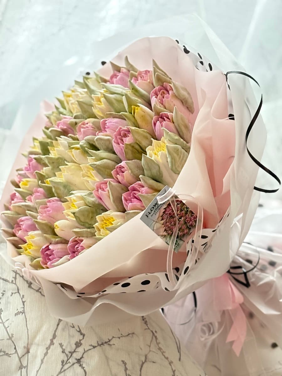 "Tulips Classic" bouquet