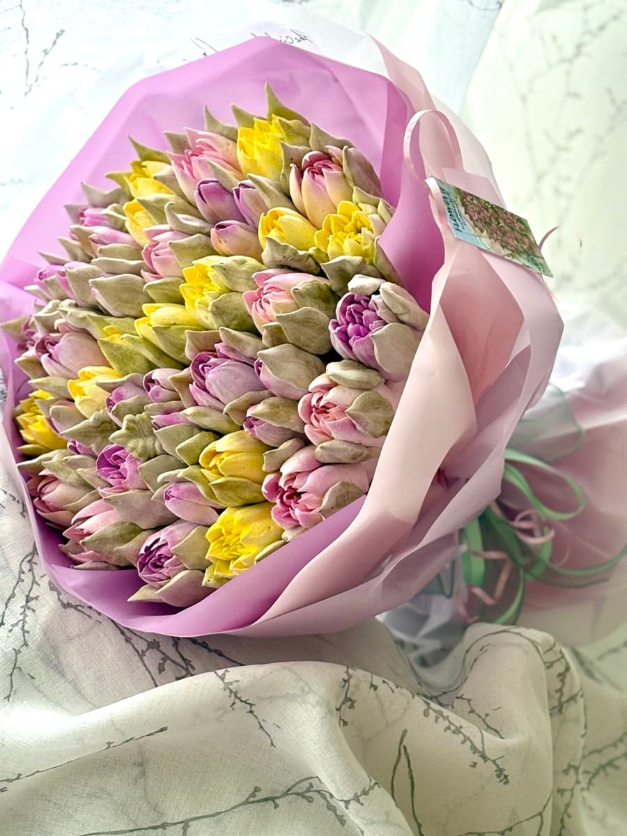 "Tulips Grand" bouquet