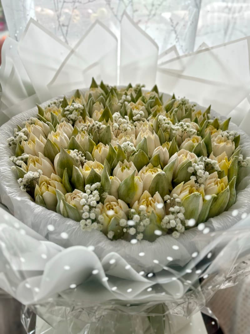 "Tulips Grand" bouquet
